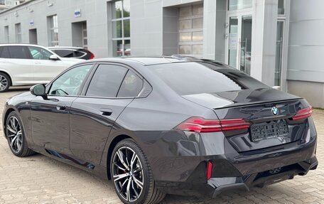 BMW 5 серия, 2024 год, 7 500 000 рублей, 4 фотография