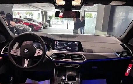 BMW X5, 2022 год, 7 080 065 рублей, 2 фотография