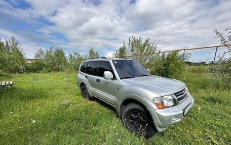 Mitsubishi Montero III, 2002 год, 800 000 рублей, 4 фотография
