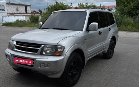 Mitsubishi Montero III, 2002 год, 800 000 рублей, 8 фотография