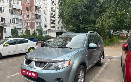 Mitsubishi Outlander III рестайлинг 3, 2007 год, 1 060 000 рублей, 1 фотография