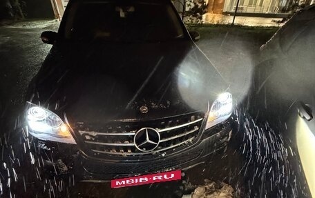 Mercedes-Benz M-Класс, 2005 год, 940 000 рублей, 1 фотография