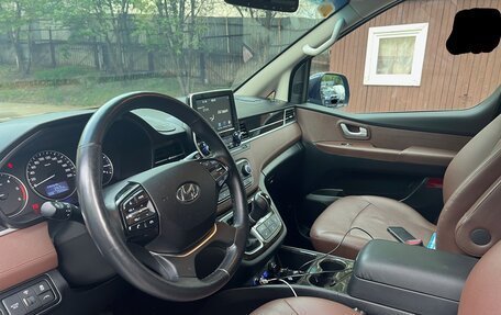 Hyundai Grand Starex Grand Starex I рестайлинг 2, 2020 год, 5 500 000 рублей, 4 фотография