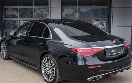 Mercedes-Benz S-Класс, 2024 год, 27 000 000 рублей, 4 фотография