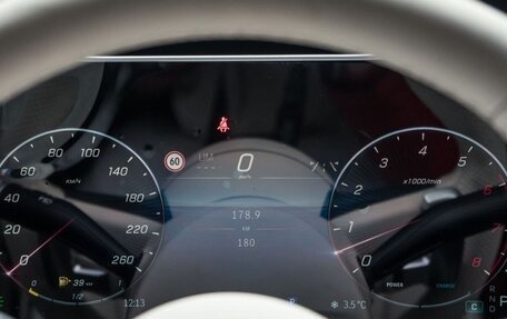 Mercedes-Benz S-Класс, 2024 год, 27 000 000 рублей, 10 фотография