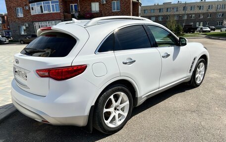 Infiniti FX II, 2010 год, 1 850 000 рублей, 6 фотография