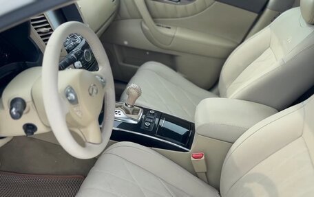 Infiniti FX II, 2010 год, 1 850 000 рублей, 10 фотография