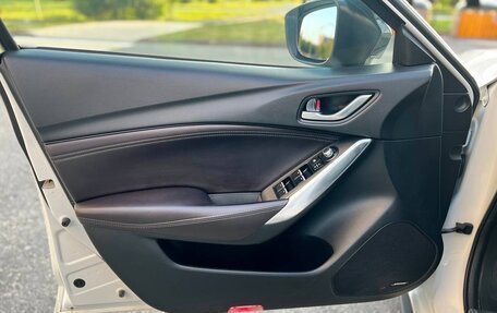 Mazda 6, 2017 год, 2 400 000 рублей, 16 фотография