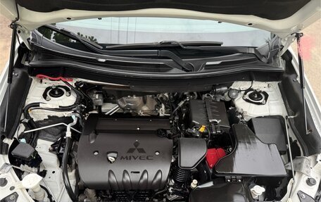Mitsubishi Outlander III рестайлинг 3, 2017 год, 2 090 000 рублей, 14 фотография