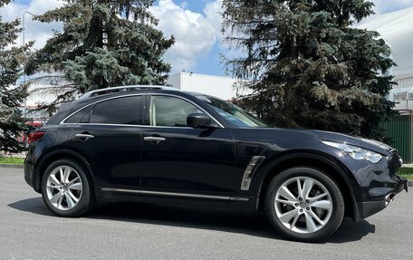 Infiniti QX70, 2013 год, 2 250 000 рублей, 4 фотография