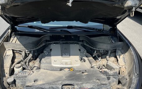 Infiniti QX70, 2013 год, 2 250 000 рублей, 26 фотография