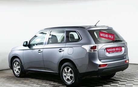 Mitsubishi Outlander III рестайлинг 3, 2012 год, 1 211 000 рублей, 7 фотография