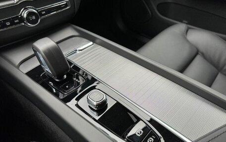 Volvo XC60 II, 2025 год, 8 890 000 рублей, 17 фотография