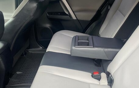 Toyota RAV4, 2017 год, 2 500 000 рублей, 9 фотография