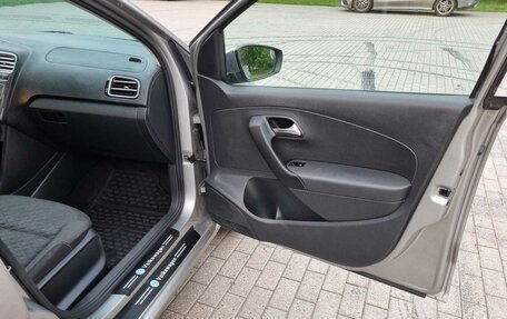 Volkswagen Polo VI (EU Market), 2018 год, 495 000 рублей, 19 фотография