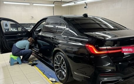 BMW 7 серия, 2019 год, 5 400 000 рублей, 3 фотография
