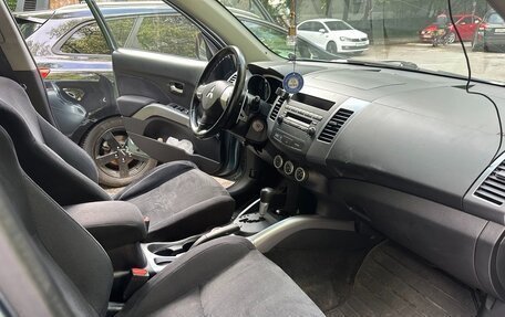 Mitsubishi Outlander III рестайлинг 3, 2007 год, 1 060 000 рублей, 11 фотография