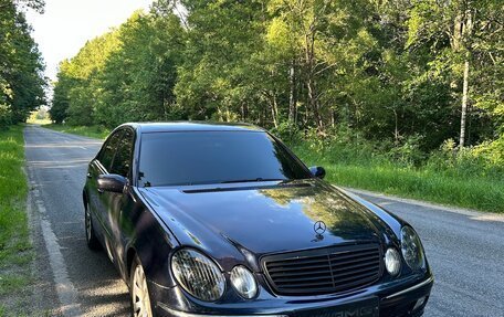Mercedes-Benz E-Класс, 2004 год, 600 000 рублей, 1 фотография
