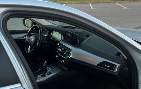 BMW 5 серия, 2018 год, 2 350 000 рублей, 16 фотография