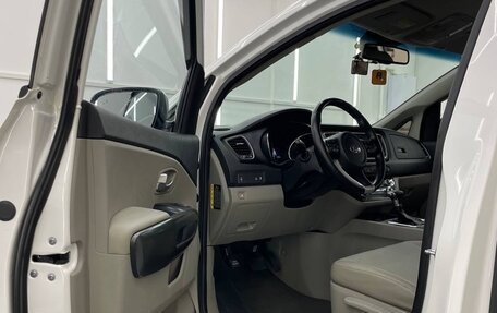 KIA Carnival III, 2019 год, 2 449 000 рублей, 8 фотография