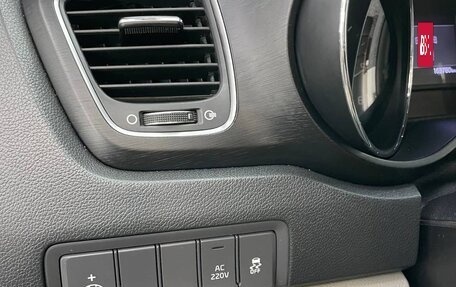 KIA Carnival III, 2019 год, 2 449 000 рублей, 16 фотография
