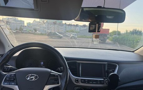 Hyundai Solaris II рестайлинг, 2018 год, 1 550 000 рублей, 8 фотография