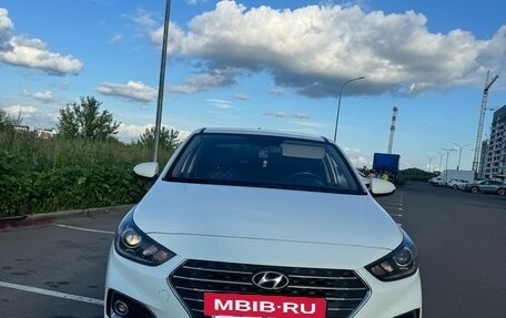 Hyundai Solaris II рестайлинг, 2018 год, 1 550 000 рублей, 17 фотография