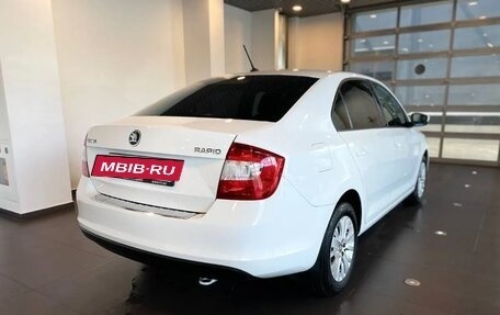 Skoda Rapid I, 2015 год, 965 000 рублей, 3 фотография