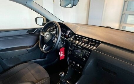 Skoda Rapid I, 2015 год, 965 000 рублей, 12 фотография