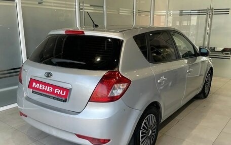 KIA cee'd I рестайлинг, 2010 год, 669 000 рублей, 4 фотография