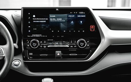 Toyota Highlander, 2025 год, 5 650 000 рублей, 21 фотография