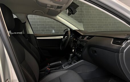 Skoda Octavia, 2018 год, 1 899 000 рублей, 14 фотография