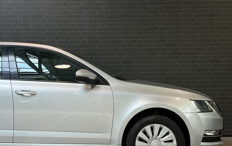 Skoda Octavia, 2018 год, 1 899 000 рублей, 7 фотография