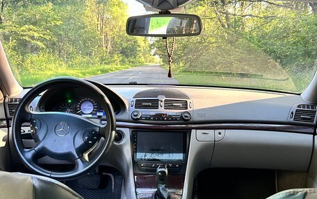 Mercedes-Benz E-Класс, 2004 год, 600 000 рублей, 9 фотография