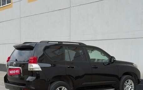 Toyota Land Cruiser Prado 150 рестайлинг 2, 2012 год, 2 400 000 рублей, 4 фотография