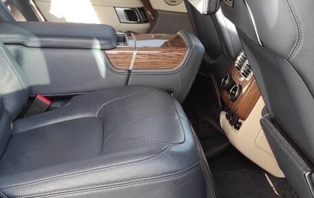 Land Rover Range Rover IV рестайлинг, 2018 год, 9 000 000 рублей, 8 фотография