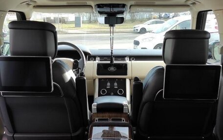 Land Rover Range Rover IV рестайлинг, 2018 год, 9 000 000 рублей, 14 фотография