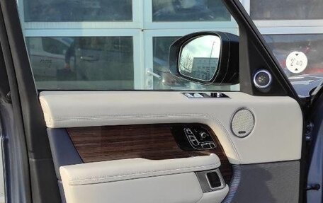Land Rover Range Rover IV рестайлинг, 2018 год, 9 000 000 рублей, 20 фотография