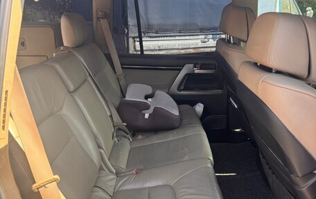 Toyota Land Cruiser 200, 2010 год, 3 499 999 рублей, 10 фотография