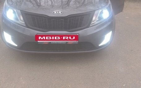 KIA Rio III рестайлинг, 2011 год, 1 300 000 рублей, 18 фотография