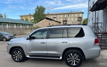 Toyota Land Cruiser 200, 2018 год, 10 300 000 рублей, 6 фотография