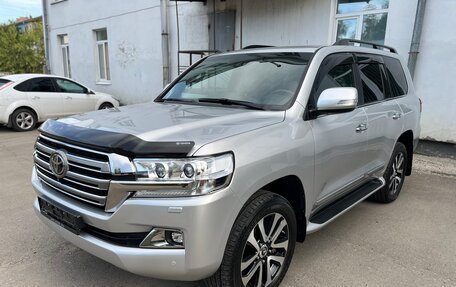 Toyota Land Cruiser 200, 2018 год, 10 300 000 рублей, 9 фотография
