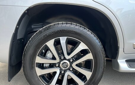 Toyota Land Cruiser 200, 2018 год, 10 300 000 рублей, 11 фотография