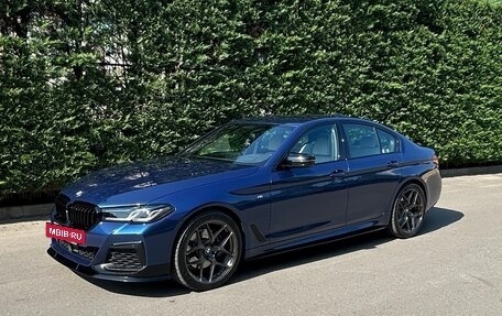 BMW 5 серия, 2020 год, 4 300 000 рублей, 3 фотография