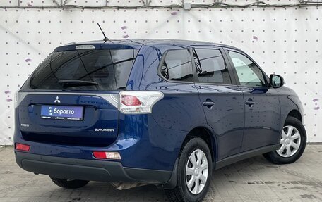 Mitsubishi Outlander III рестайлинг 3, 2013 год, 1 190 000 рублей, 4 фотография