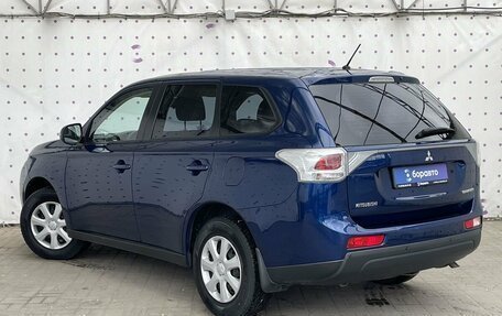 Mitsubishi Outlander III рестайлинг 3, 2013 год, 1 190 000 рублей, 5 фотография