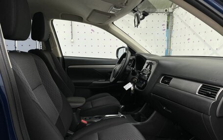 Mitsubishi Outlander III рестайлинг 3, 2013 год, 1 190 000 рублей, 12 фотография