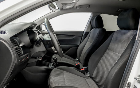 KIA Rio IV, 2018 год, 1 050 000 рублей, 20 фотография