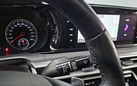 KIA K5, 2021 год, 1 370 000 рублей, 8 фотография