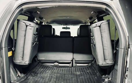 Toyota Land Cruiser Prado 120 рестайлинг, 2006 год, 1 450 000 рублей, 20 фотография